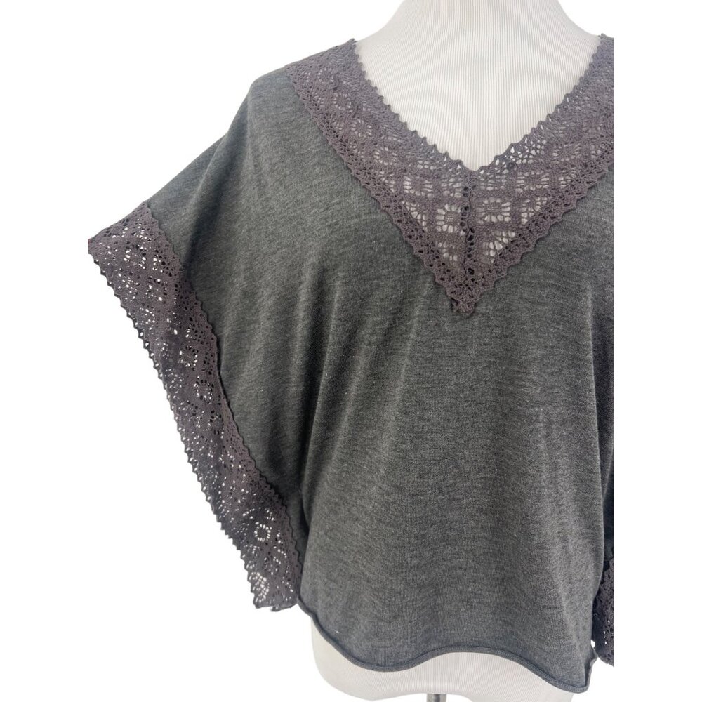 Rue21 Gray Lace Crochet Trim Flutter Sleeve V-Neck Top - Picture 3 of 12